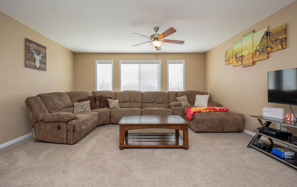 3719 Marigold Drive - Townhome for Rent - living room