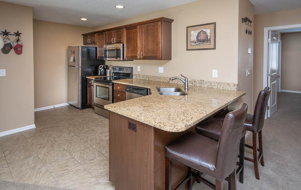 3719 Marigold Drive - Townhome for Rent - kitchen