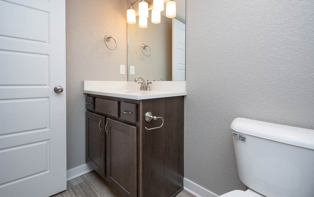 3724 Marigold Drive - Townhome for Rent - Bathroom