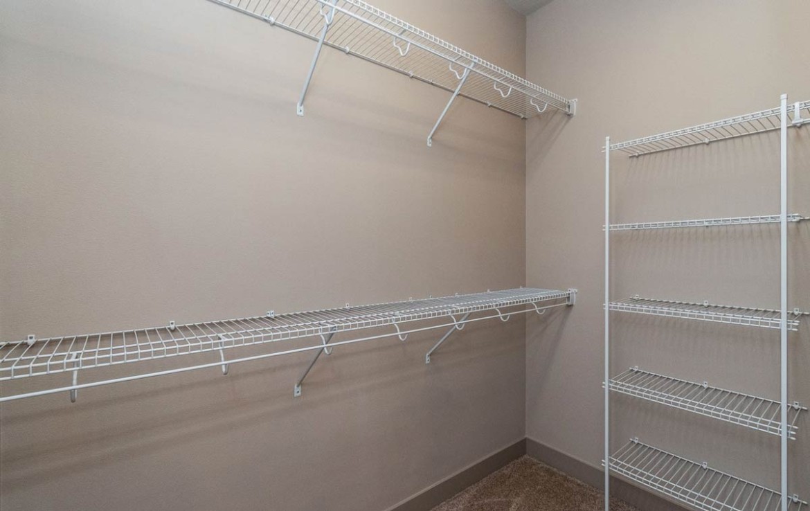 3806 Marigold Drive - Townhome for Rent - walk in closet