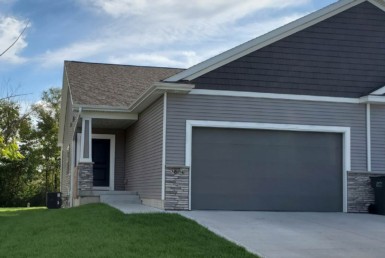 3604 coy street - townhome for rent - exterior